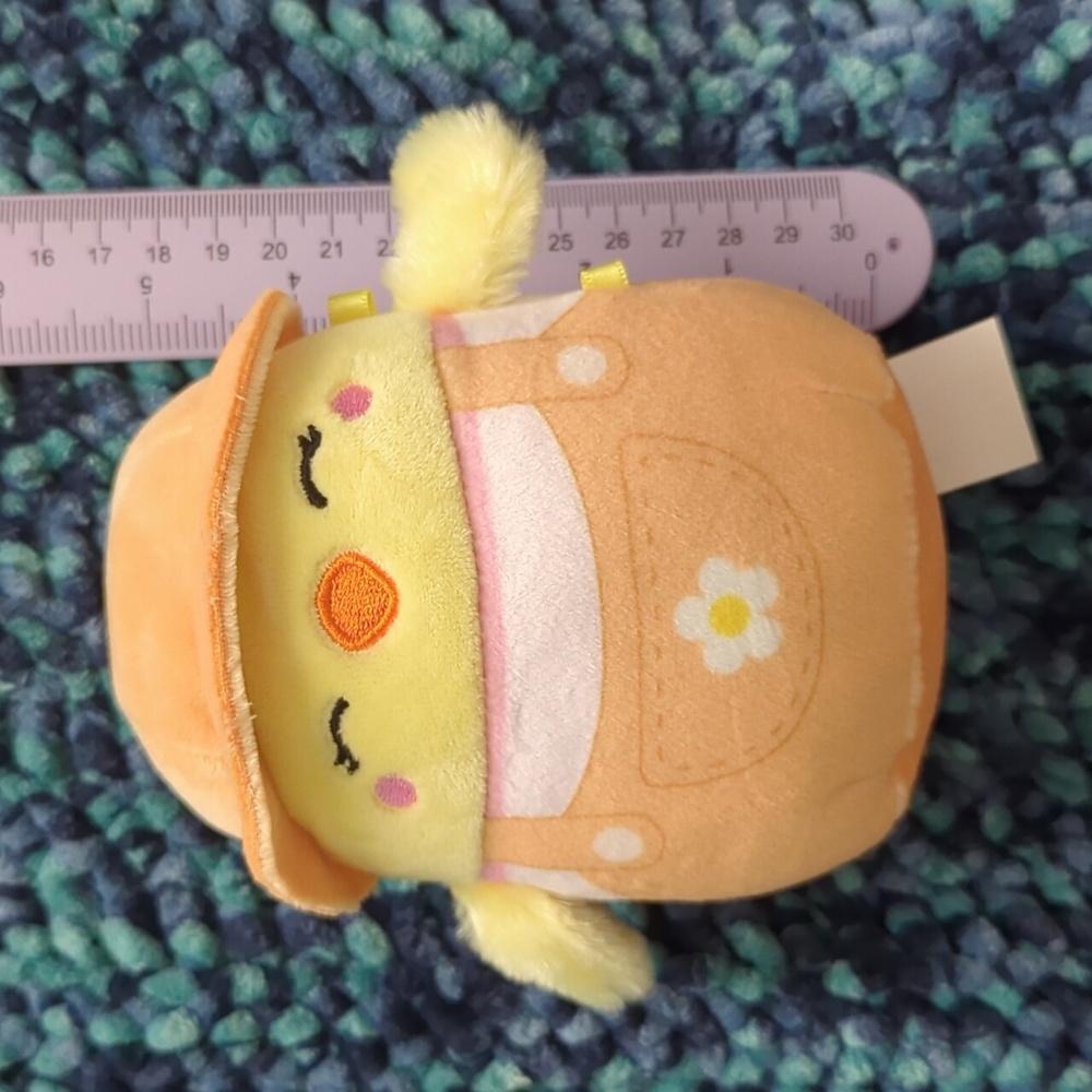 Aimee The Chick with Overalls & Hat Squishmallow 2022 Easter Edition NWOT - Picture 6 of 6